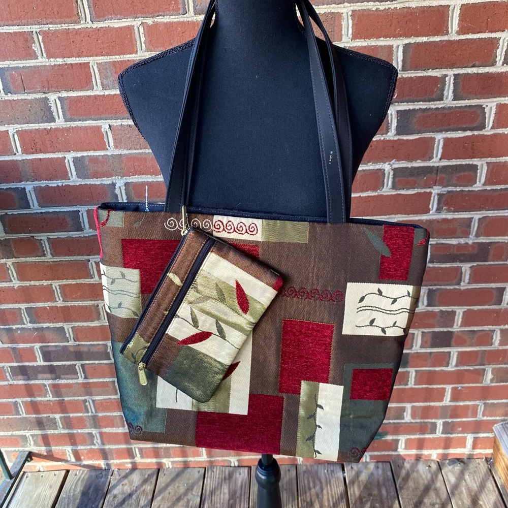 Purse and wallet